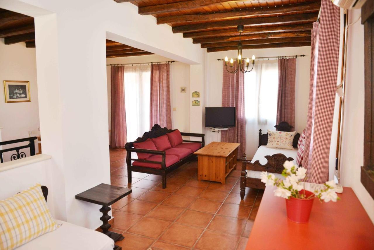 Paradisia Villas Naxos City ภายนอก รูปภาพ